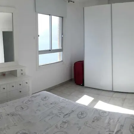 Daire Apartamento Primera Linea Con Parking *